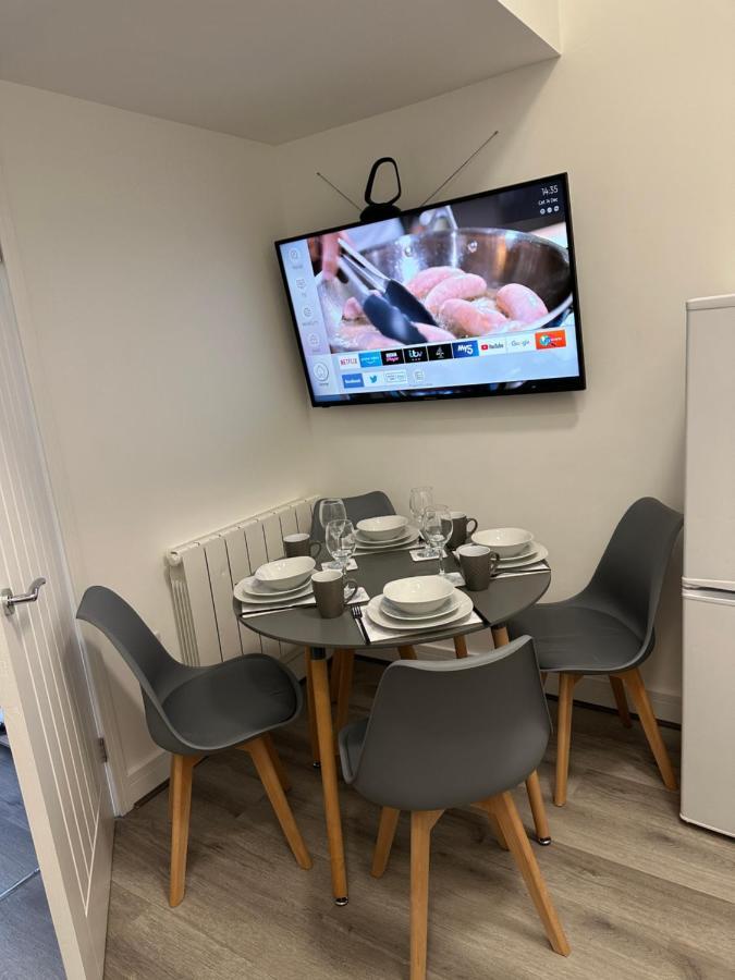 Central Colwyn Bay F1 Екстериор снимка