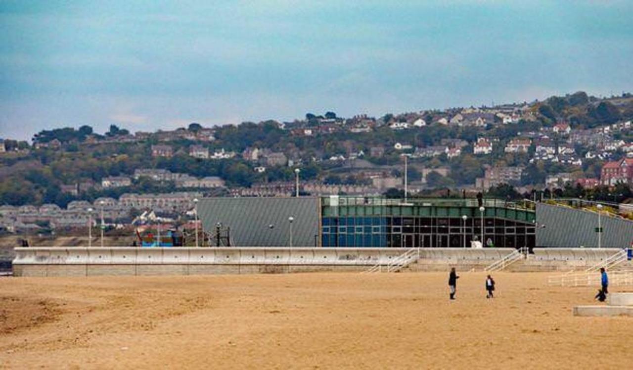 Central Colwyn Bay F1 Екстериор снимка